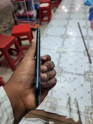 Apple iPhone 7 32 GB Black