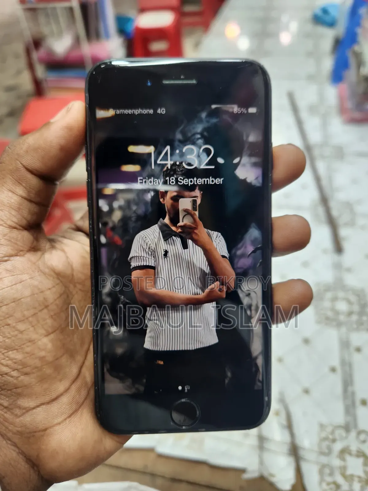 Apple iPhone 7 32 GB Black