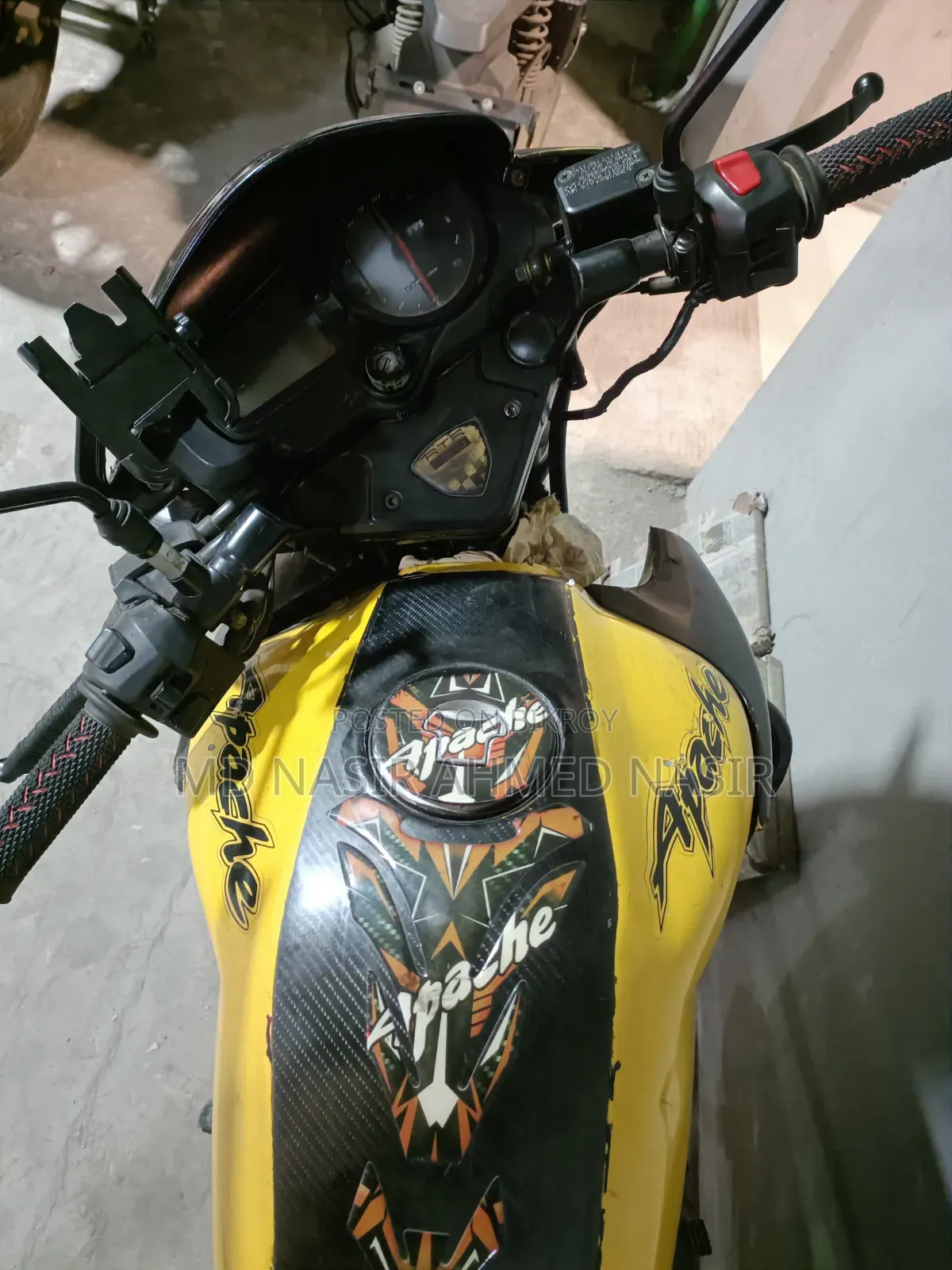 TVS Apache RTR 160 2V 2012 হলুদ