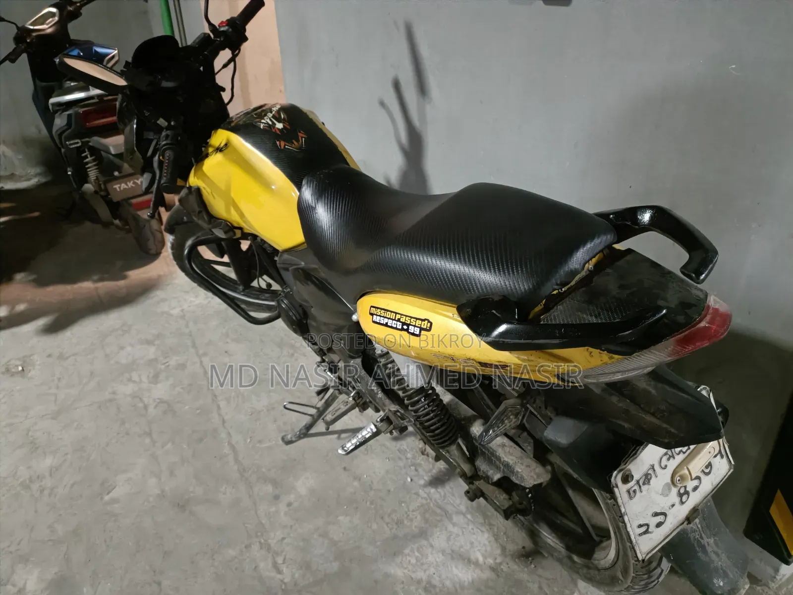 TVS Apache RTR 160 2V 2012 হলুদ