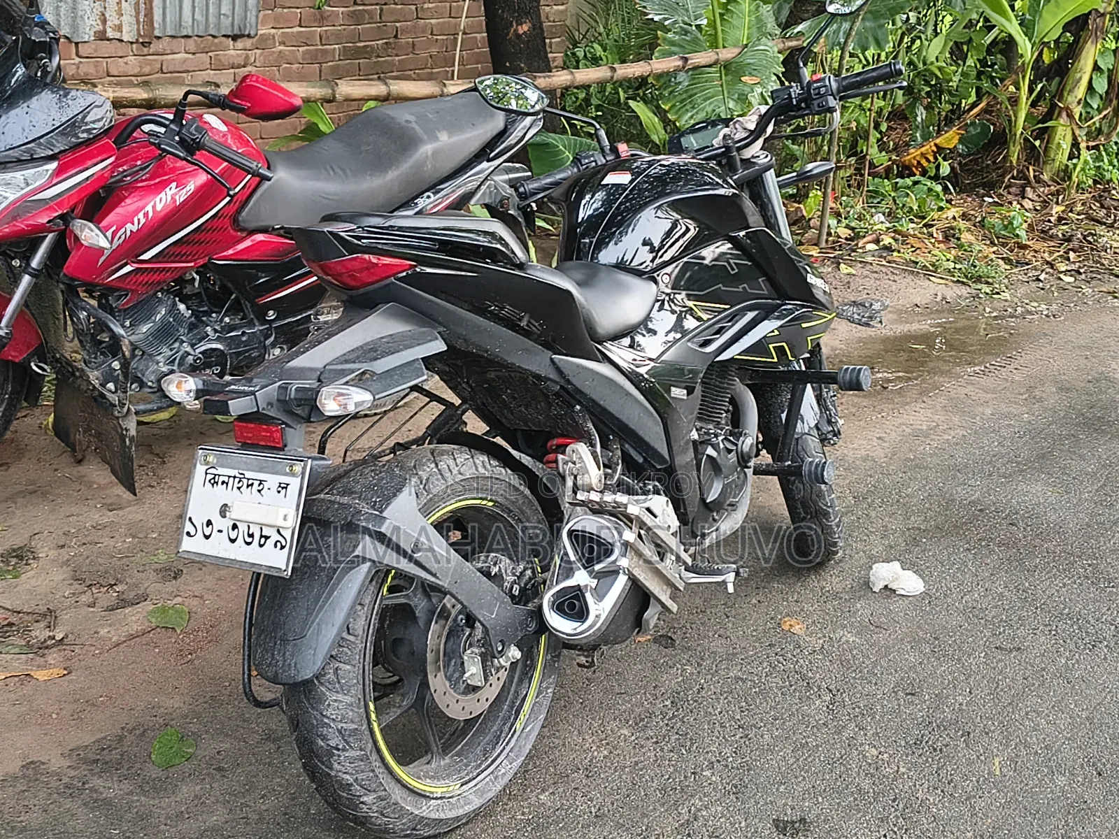 সুজুকি গিক্সার ২০২৪ ব্ল্যাক