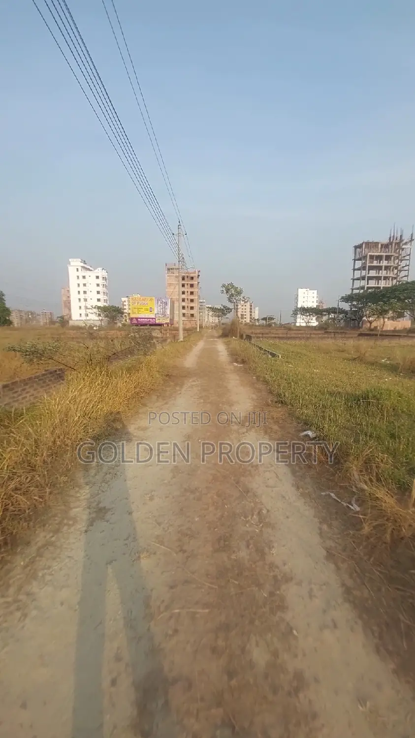 10 Katha Plot in Bashundhara Residential Housing