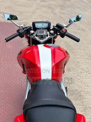 TVS Apache 160 4V 2019 Red