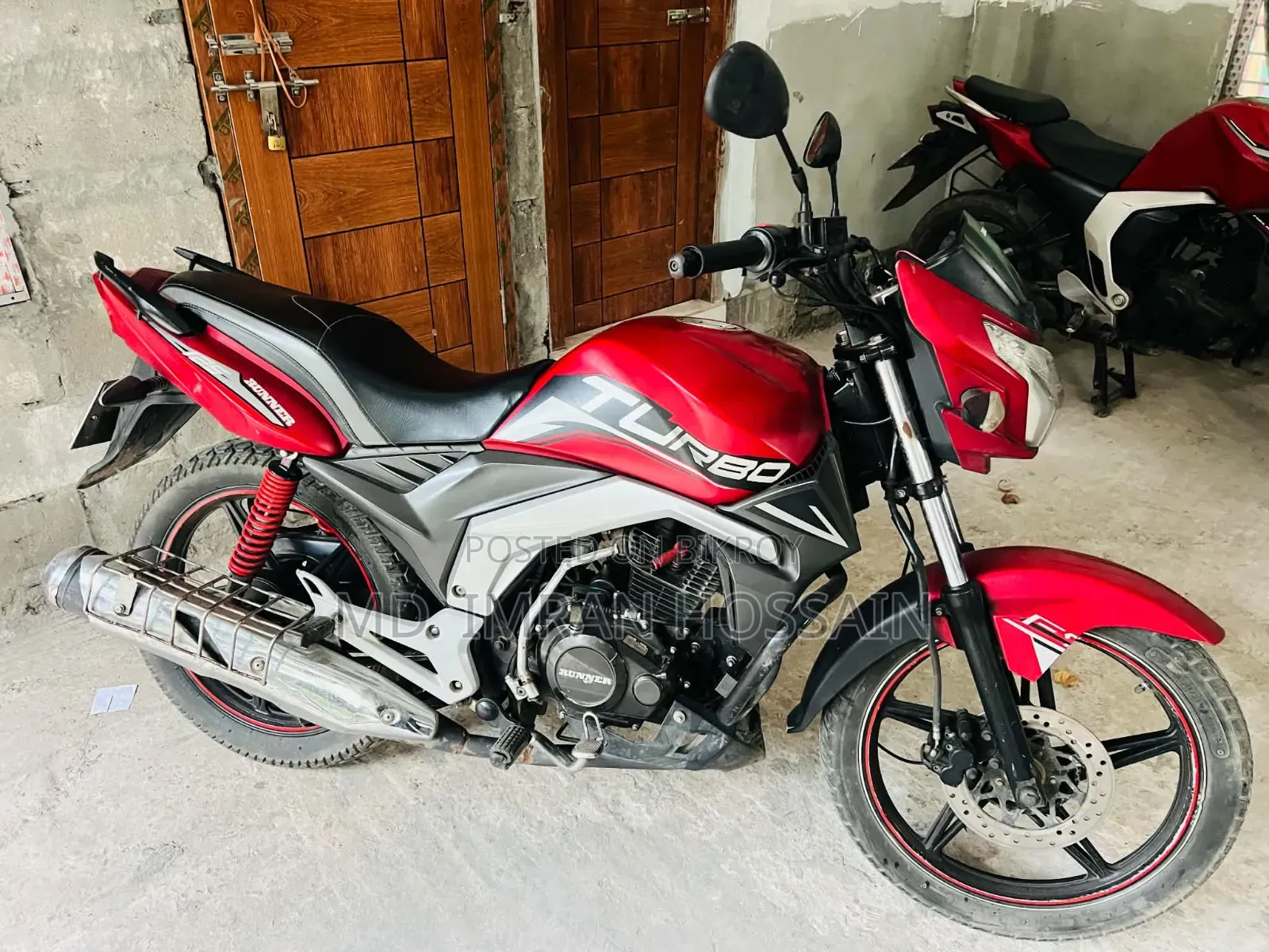 Runner Turbo 125 2023 Red