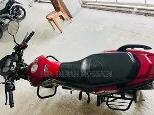 Runner Turbo 125 2023 Red