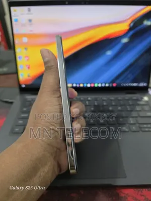 Vivo Y300 128 GB Graphite