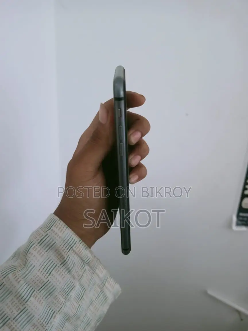 Apple iPhone 8 Plus 64 GB Black