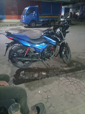 হিরো ইগনিটর ২০১৮ নীল