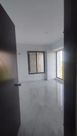 বায়েজিদের ইশাল গার্ডেনে ৪ বেডরুমের অ্যাপার্টমেন্ট ভাড়া দেওয়া হবে