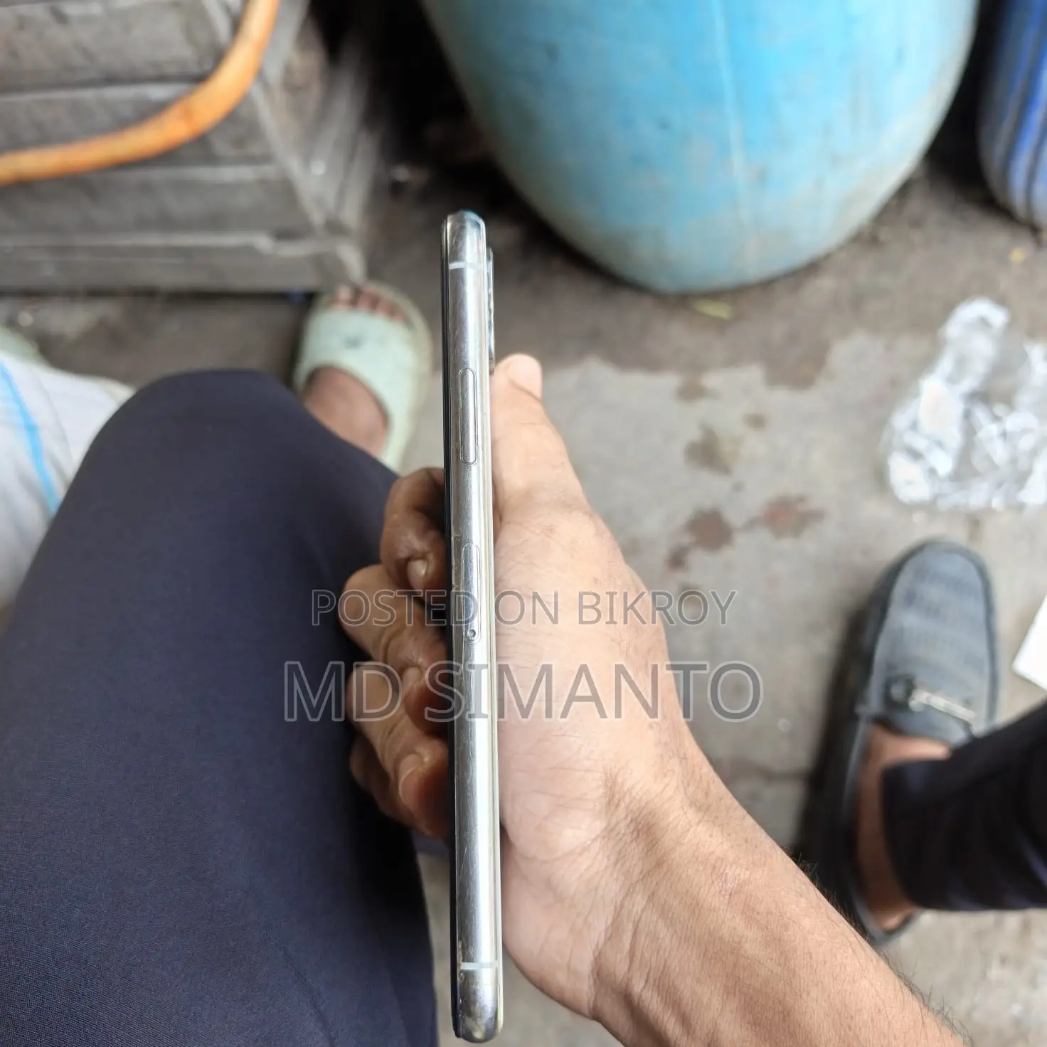 Apple iPhone X 64 GB White