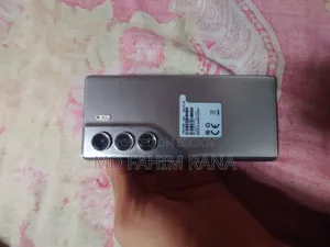 নতুন টেকনো ক্যামন ৪০ প্রো ৫জি ২৫৬ জিবি ব্ল্যাক