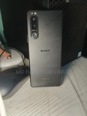 সনি এক্সপেরিয়া ৫ ৩য় প্রজন্ম ১২৮ জিবি কালো