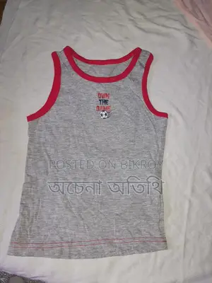 কাপড় বিক্রির জন্য