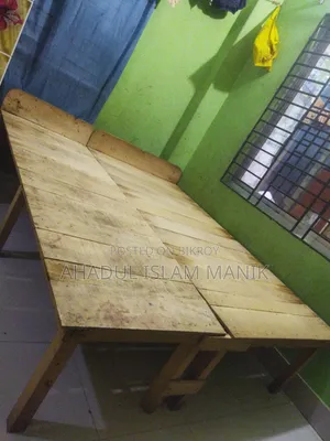 কাঠের চৌকি