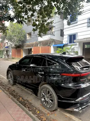 Toyota Harrier 2.5 Hybrid 2020 Black