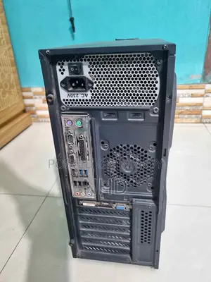 Gigabyte GA-H110MSTX-HD3-ZK 8GB Intel Core i3 SSD 128GB