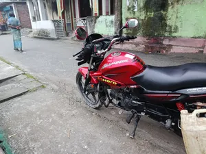 Hero Glamour 2019 Red