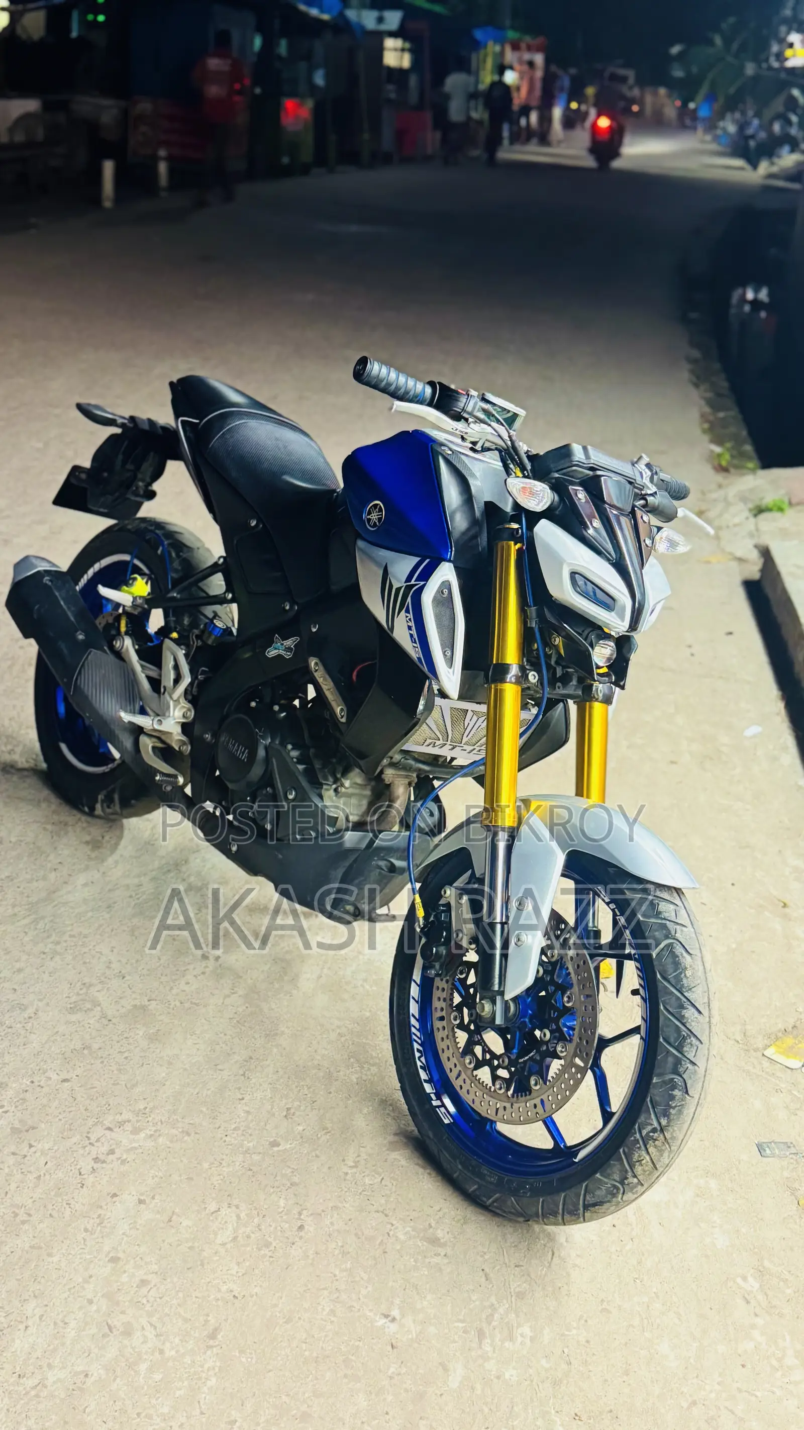 ইয়ামাহা এমটি-১৫ ২০২২ নীল