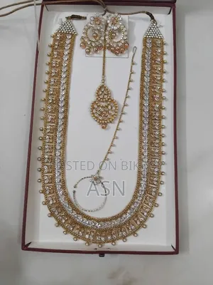 Jewellery Set for Sale. Jewellery Set