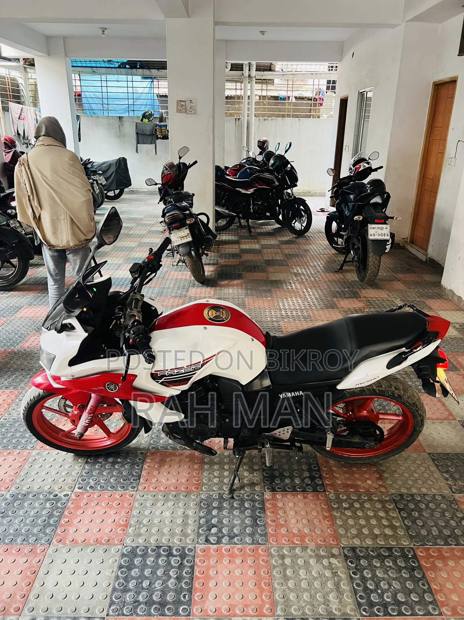 Yamaha Fazer V1