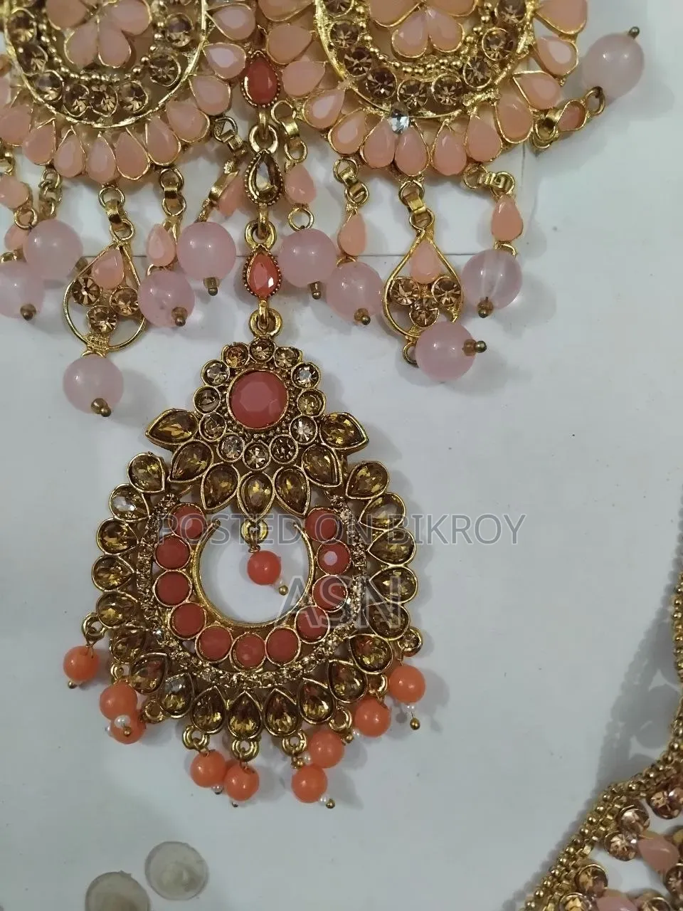 Unused Jewellery Set for Sale. Jewellery Set