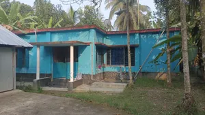 ফুলতলায় আসবাবপত্রসহ ৩ বেডরুমের বাড়ি বিক্রয়