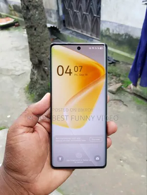 ইনফিনিক্স হট ৫০ প্রো প্লাস ৪জি ২৫৬ জিবি গ্রে