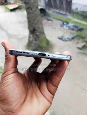 ইনফিনিক্স হট ৫০ প্রো প্লাস ৪জি ২৫৬ জিবি গ্রে