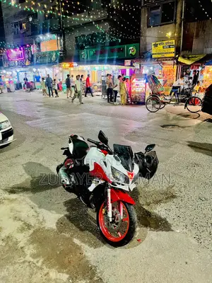 Yamaha Fazer V1 2011 Red