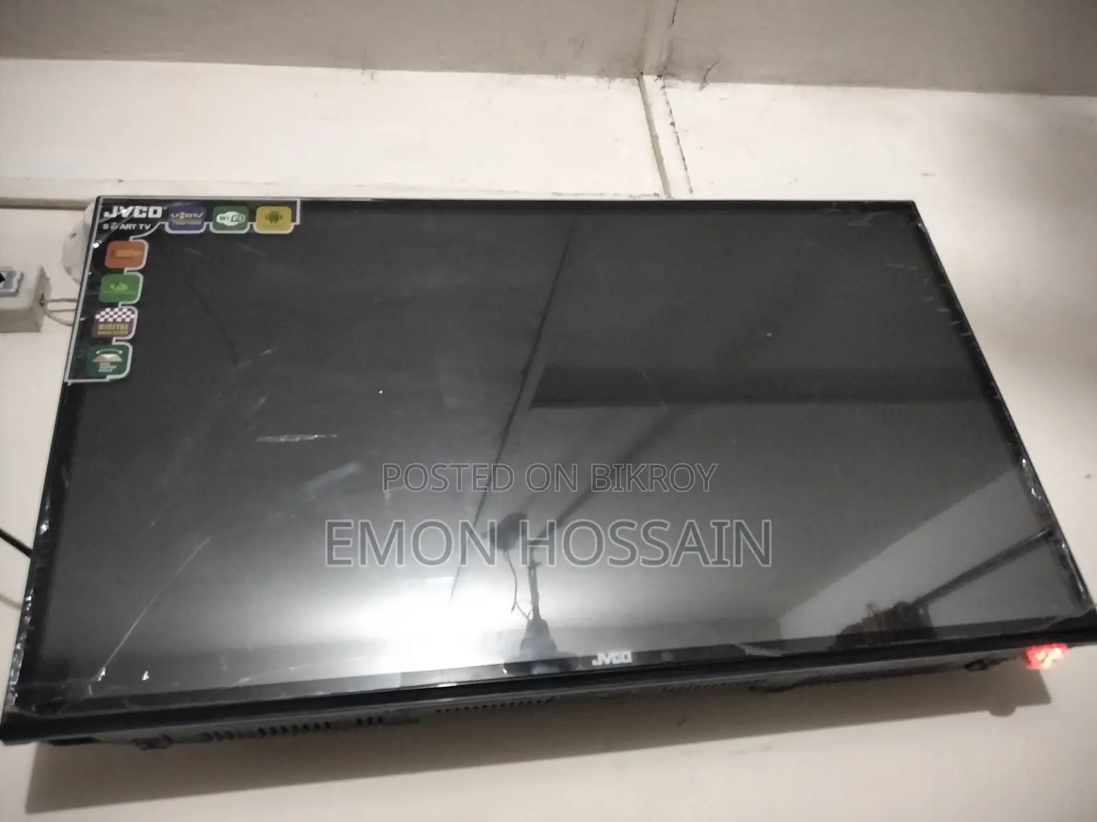 Jvco Smart TV 32" Android Bubble Glass