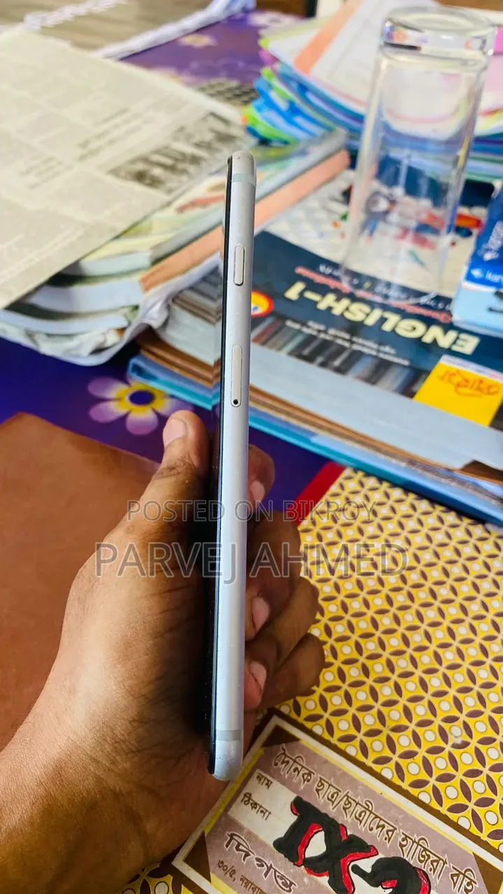 অ্যাপল আইফোন ৬এস প্লাস ৩২ জিবি সিলভার