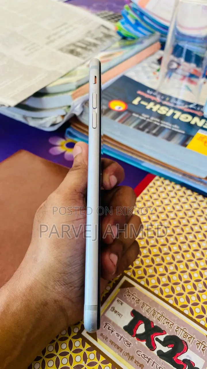 অ্যাপল আইফোন ৬এস প্লাস ৩২ জিবি সিলভার
