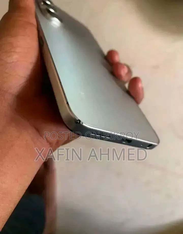 Infinix Hot 60i 128 GB Silver