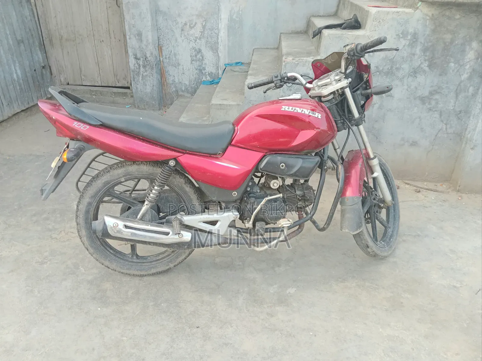 রানার বুলেট ১০০ ২০১৮ রেড