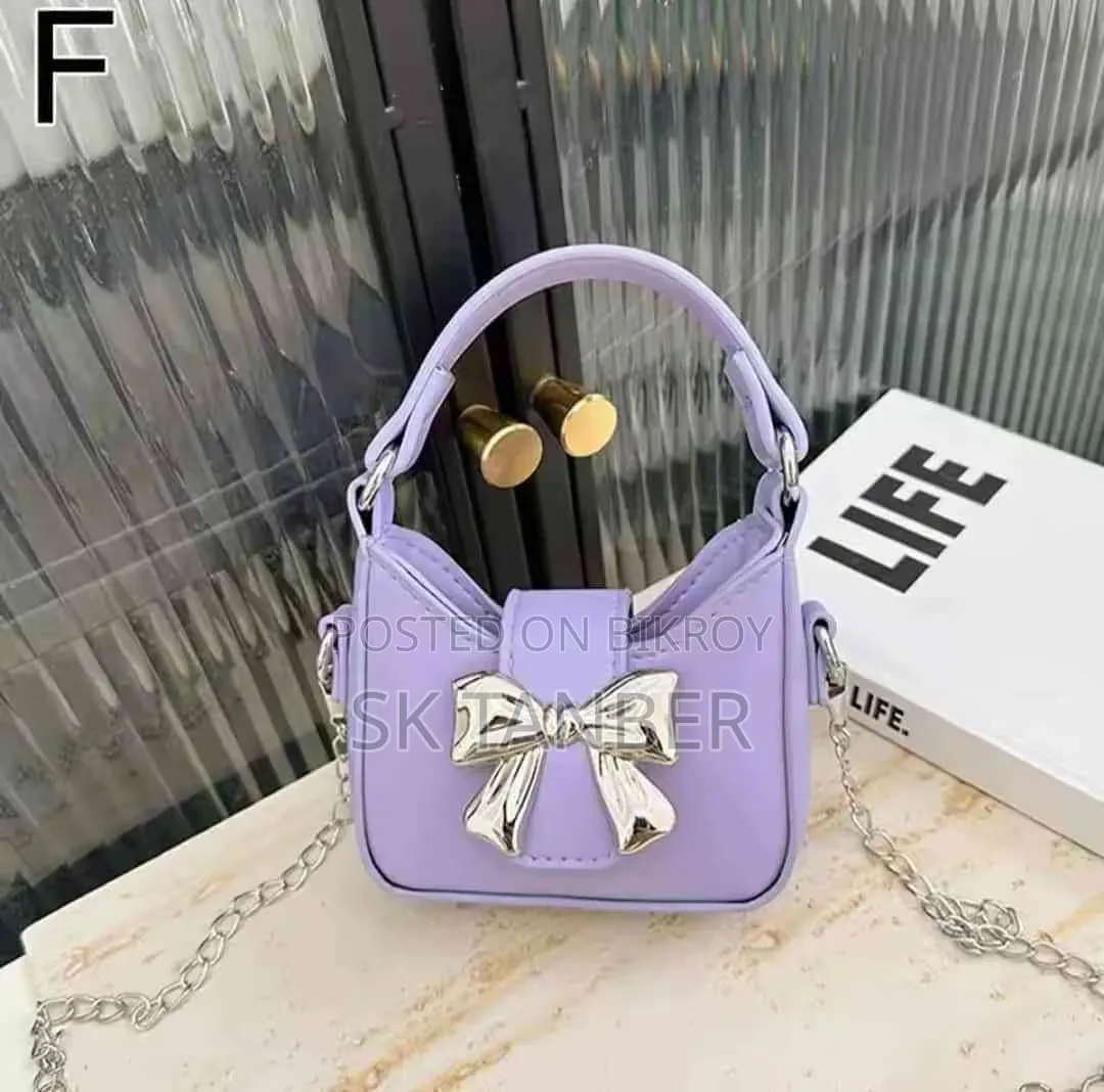 Fashion Woman Bowknot Mini Crossbody Bag (As)