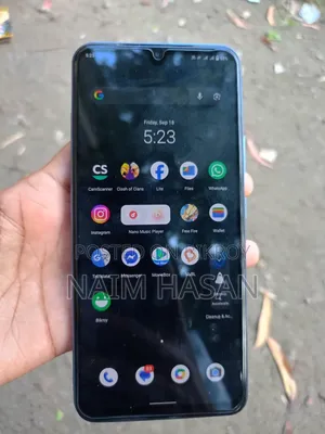 Vivo V21e 128 GB Blue