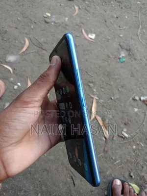 Vivo V21e 128 GB Blue