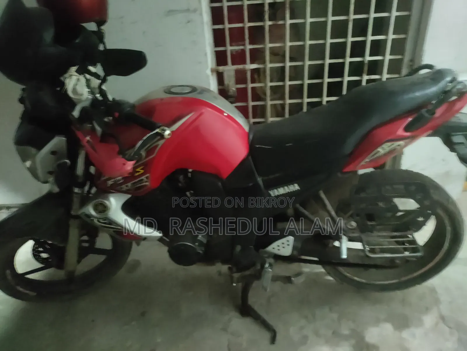 Yamaha FZ 2012 Red