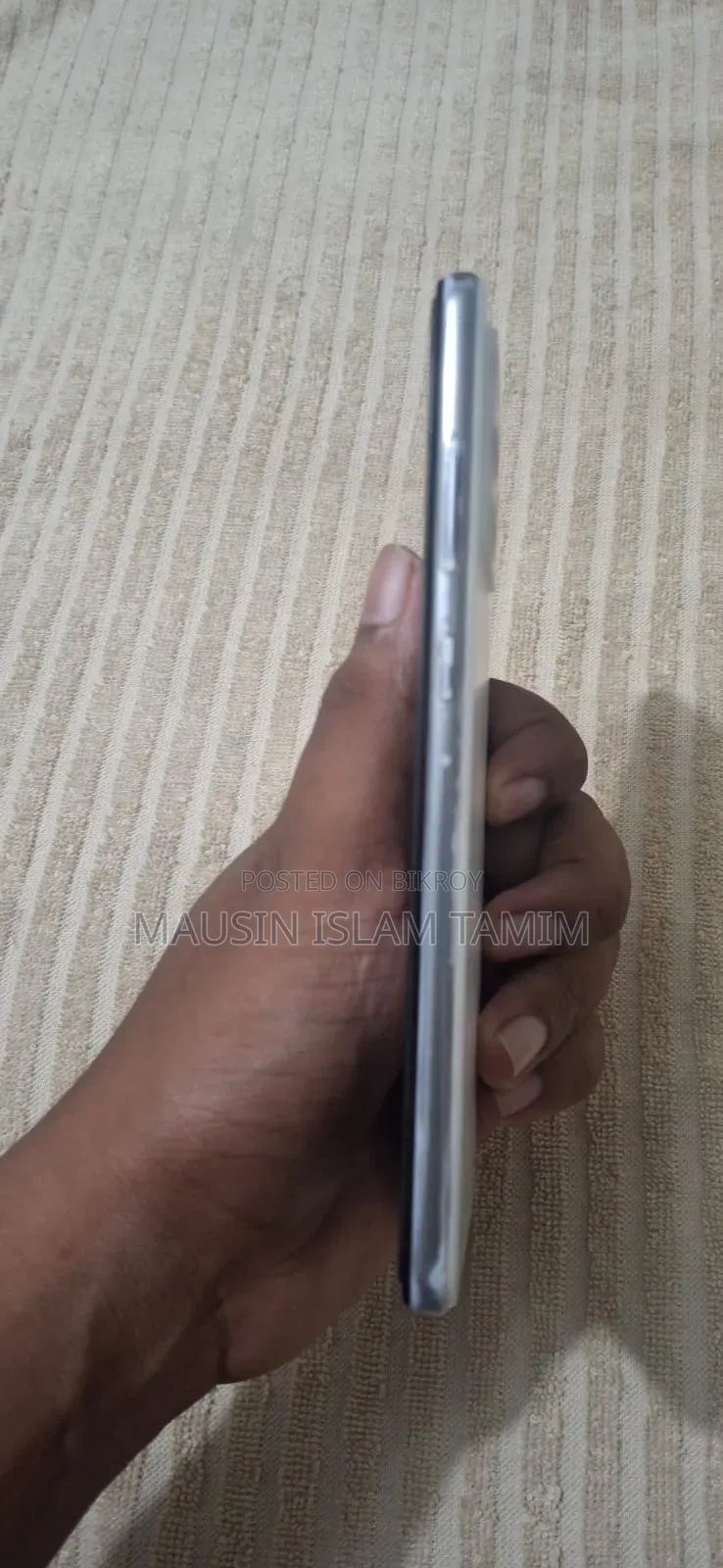 স্যামসাং গ্যালাক্সি এ৭২ ৫জি ১২৮ জিবি হোয়াইট