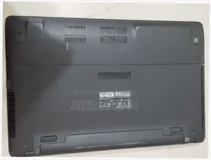 Laptop Asus X550LA 8GB Intel Core i5 HDD+SSD 1TB