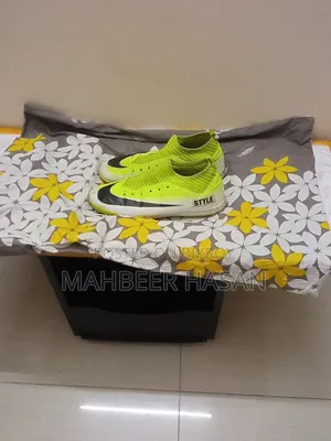 Nike Mercual Turf Edition
