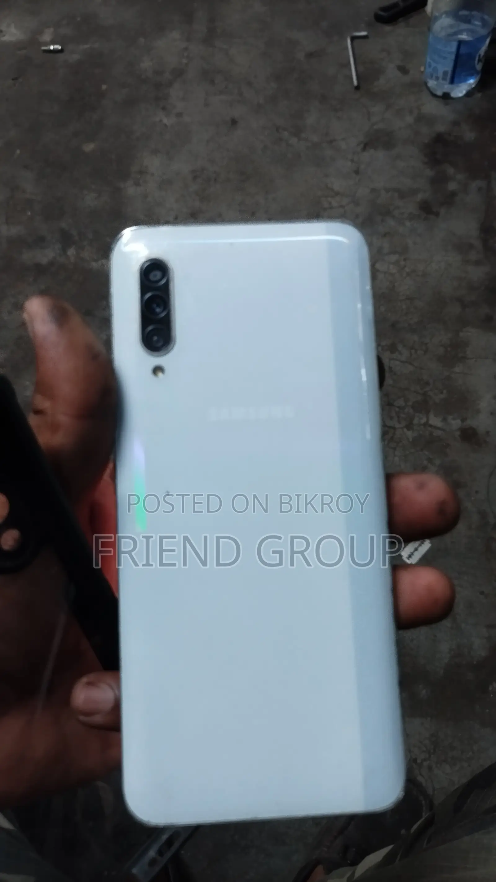 স্যামসাং গ্যালাক্সি এ৯০ ৫জি ১২৮ জিবি হোয়াইট