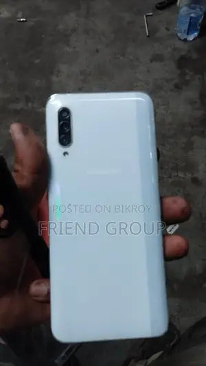 স্যামসাং গ্যালাক্সি এ৯০ ৫জি ১২৮ জিবি হোয়াইট