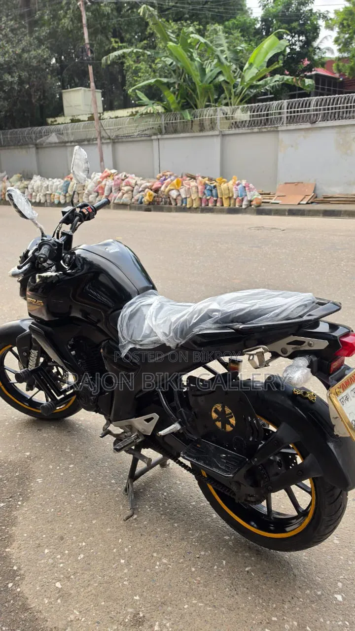 ইয়ামাহা এফজেড ২০২০ ব্ল্যাক