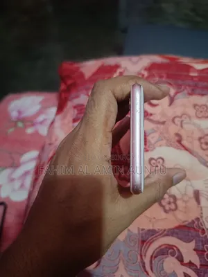 অ্যাপল আইফোন ৬এস ৬৪ জিবি পিংক