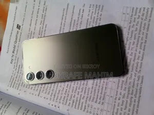 Samsung Galaxy S23 128 GB Gray