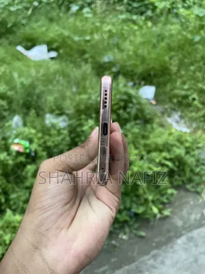 ভিভো ভি৪০ই ২৫৬ জিবি ব্রোঞ্জ