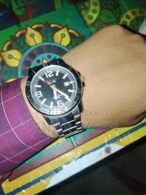 কিউম্যাক্স ওয়াচ
