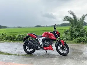 TVS Apache 160 4V 2019 Red