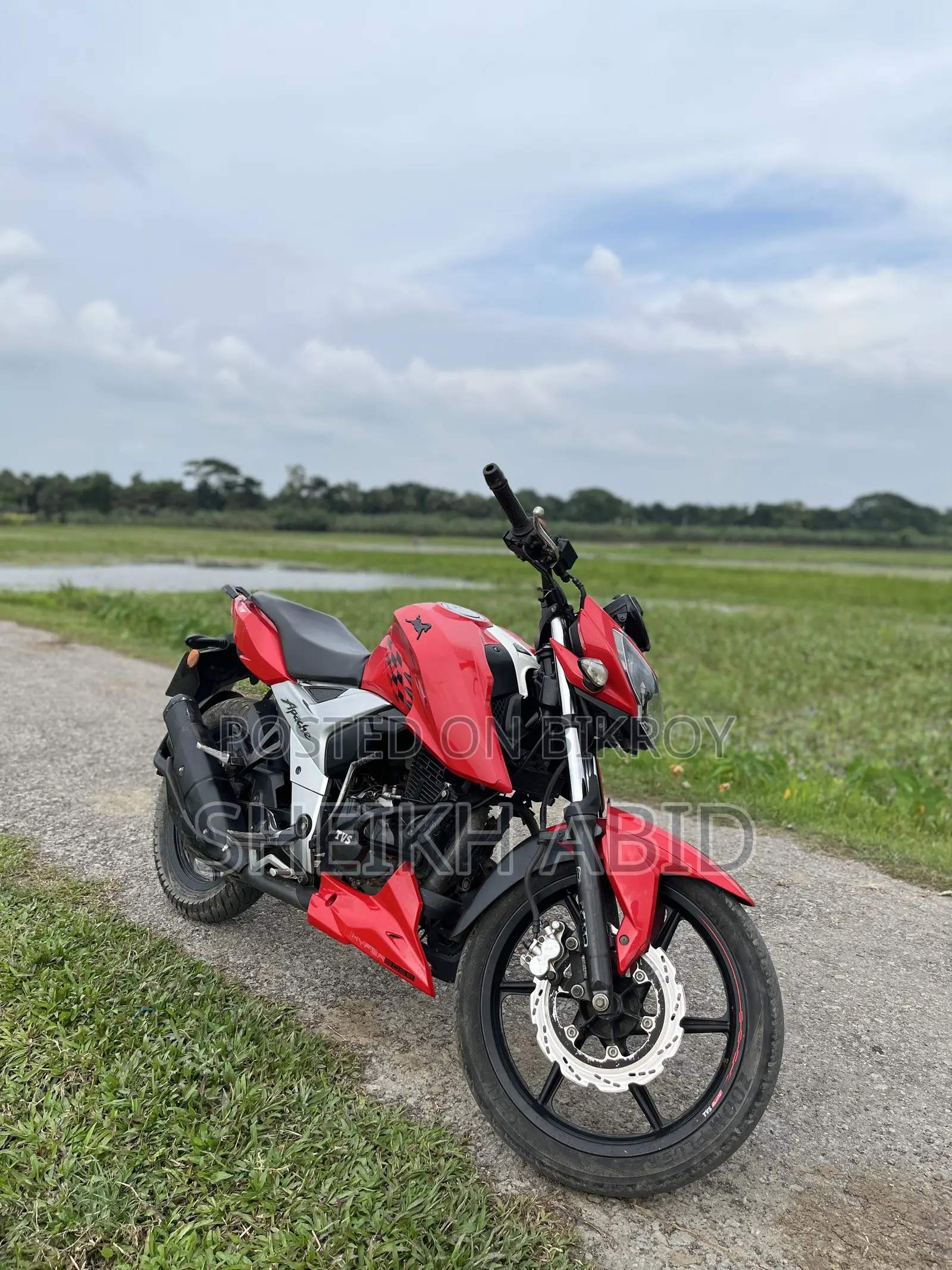 TVS Apache 160 4V 2019 Red